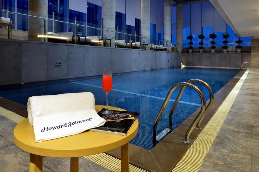 Howard Johnson Ifc Plaza Ningbo Eksteriør bilde