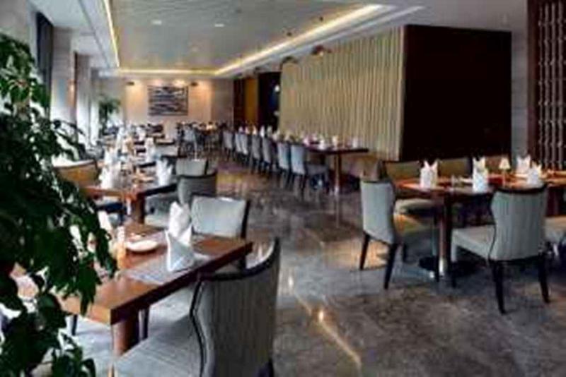 Howard Johnson Ifc Plaza Ningbo Eksteriør bilde