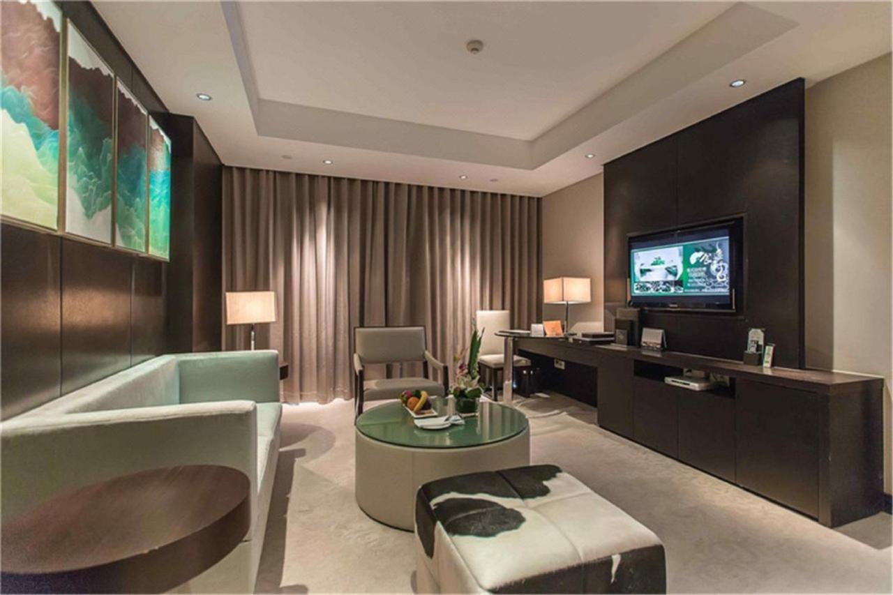 Howard Johnson Ifc Plaza Ningbo Eksteriør bilde